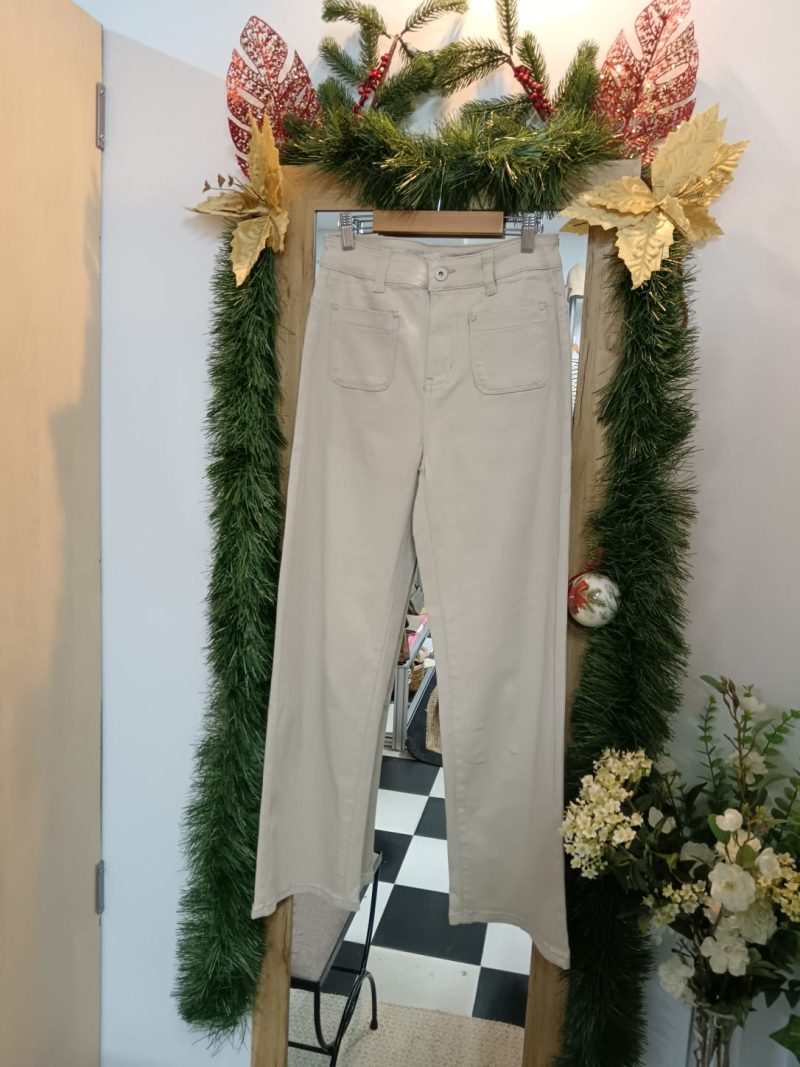 Pantalón bolsillos