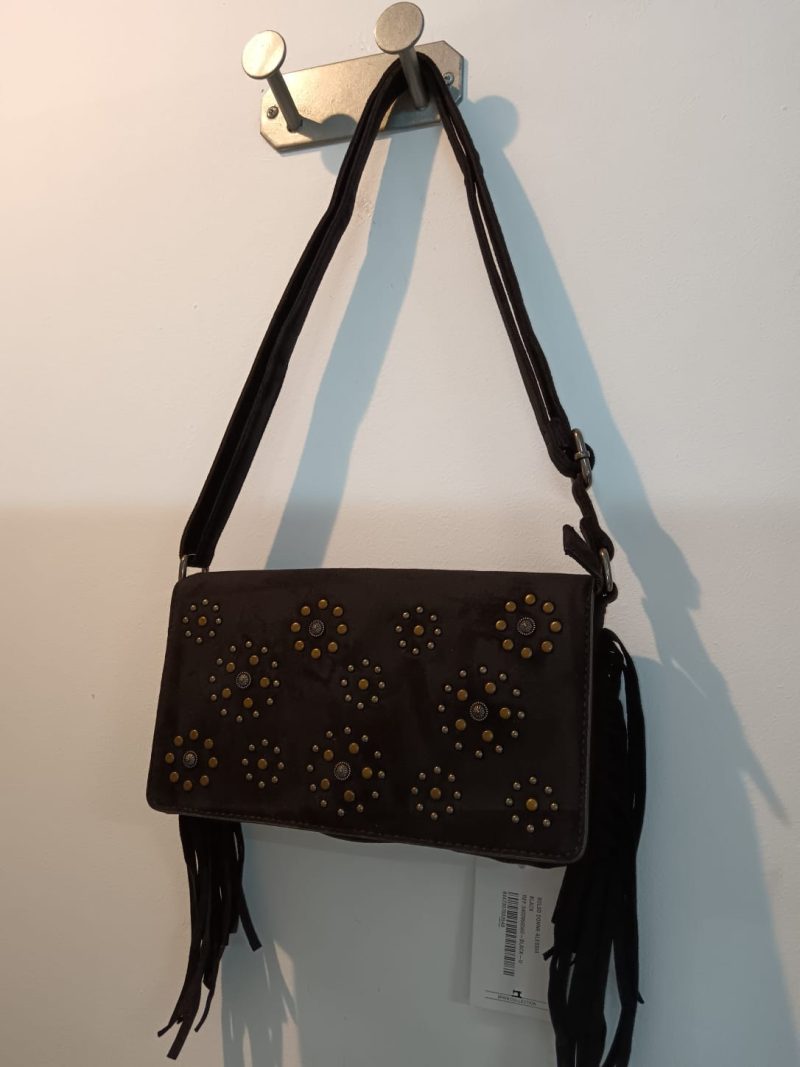Bolso tachuelas